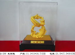 絨沙金工藝品 年年有余的招財象征